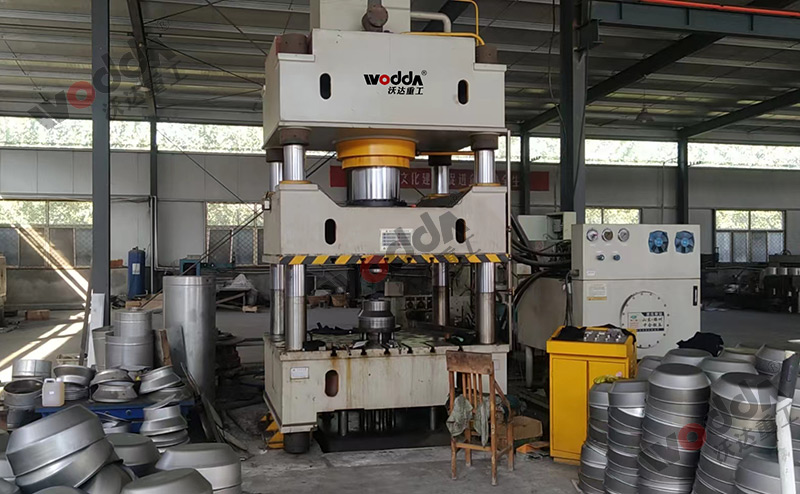 500噸不銹鋼封頭拉伸液壓機 500噸不銹鋼封頭拉伸液壓機